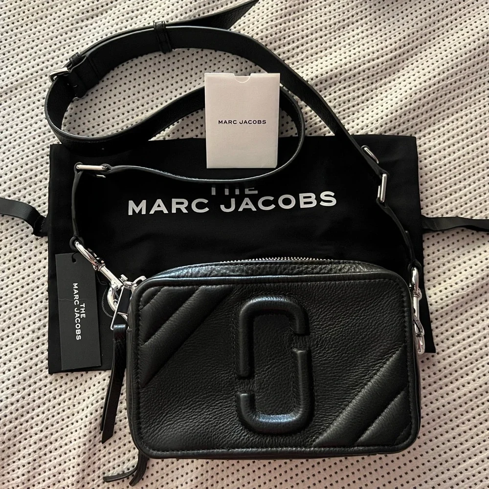 ✨SOLD✨ Marc Jacobs The Moto Shot 21 Black Camera Crossbody Bag Purse Handbag - Picture 1 of 10
